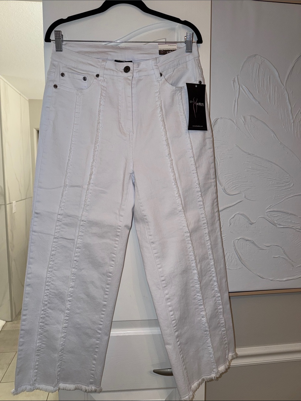 Slim-Sation White Cropped High-Rise wide Leg Jeans NWT Size 6